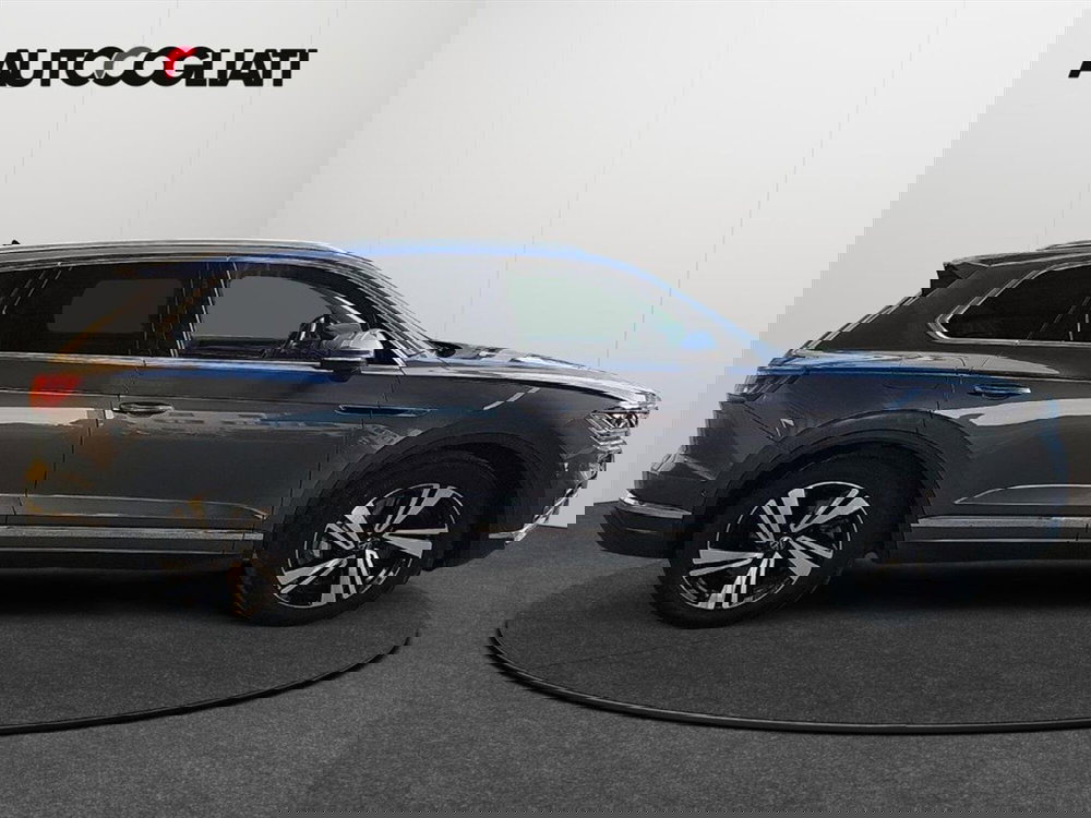 Volkswagen Touareg usata a Lecco (7)