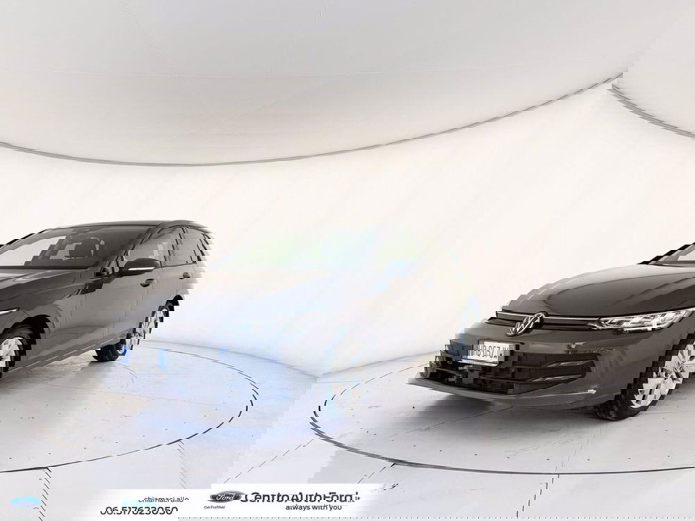 Volkswagen Golf nuova a Roma