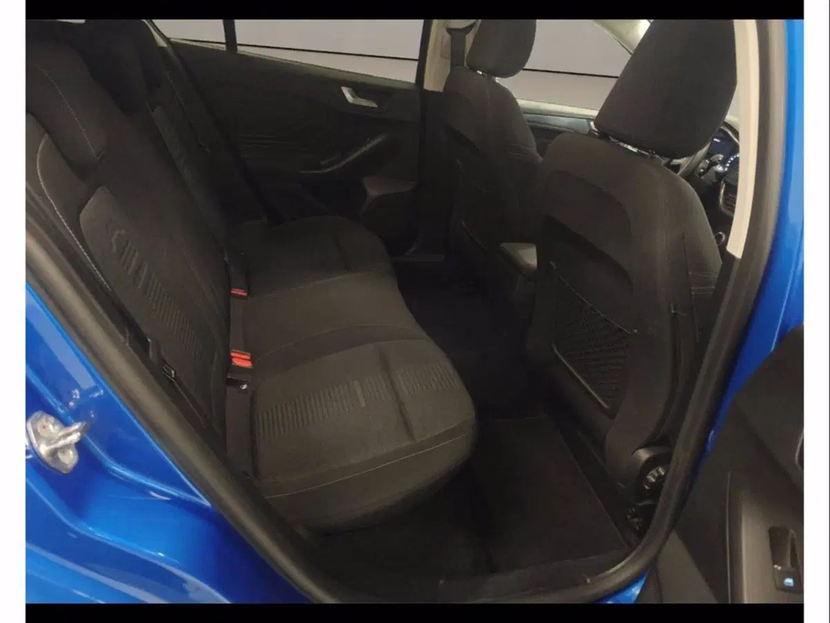 Ford Focus Station Wagon usata a Catania (13)