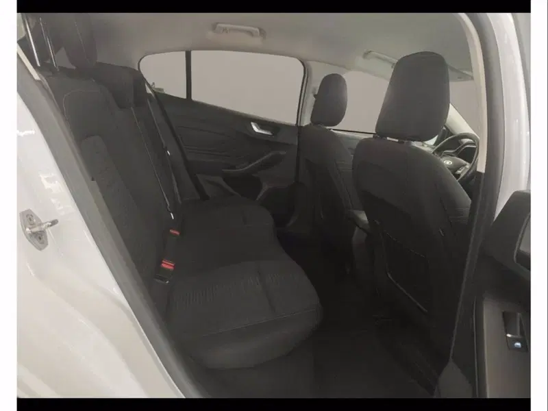 Ford Focus Station Wagon usata a Catania (13)