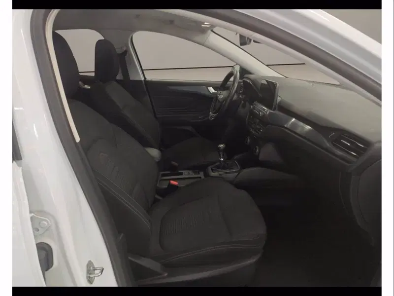 Ford Focus Station Wagon usata a Catania (15)