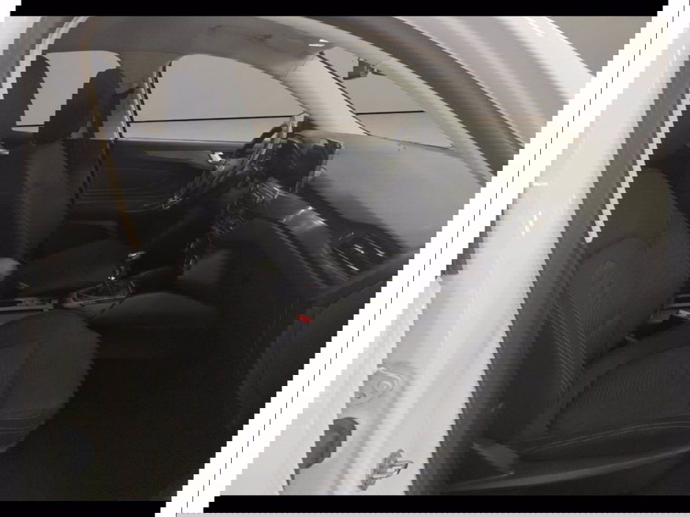 Ford Focus Station Wagon usata a Catania (17)