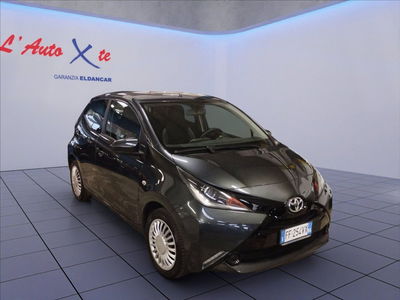 Toyota Aygo 1.0 VVT-i 69 CV 5 porte x-pure del 2016 usata a Trezzano sul Naviglio