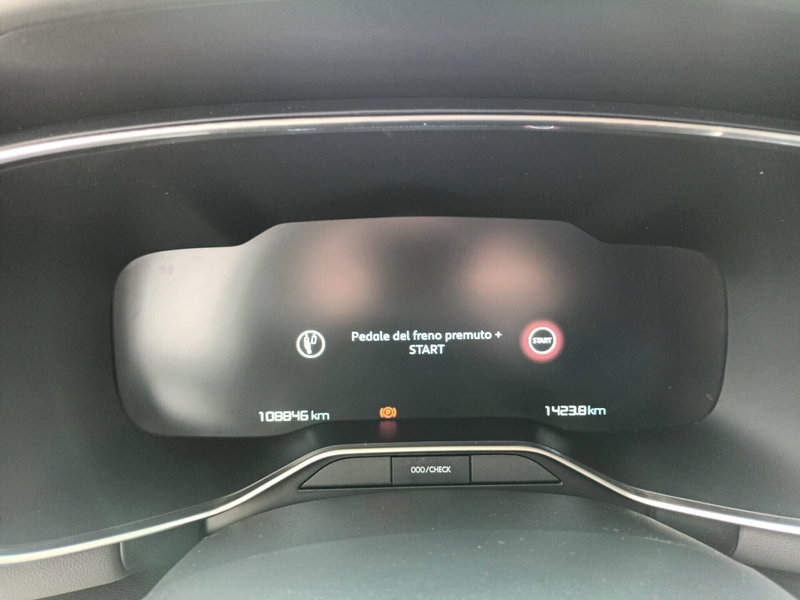 Citroen C5 Aircross usata a Bari (8)