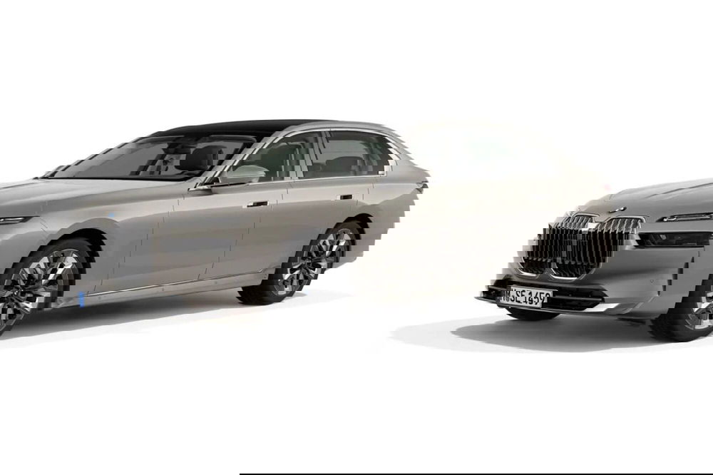 BMW Serie 7 nuova a Torino