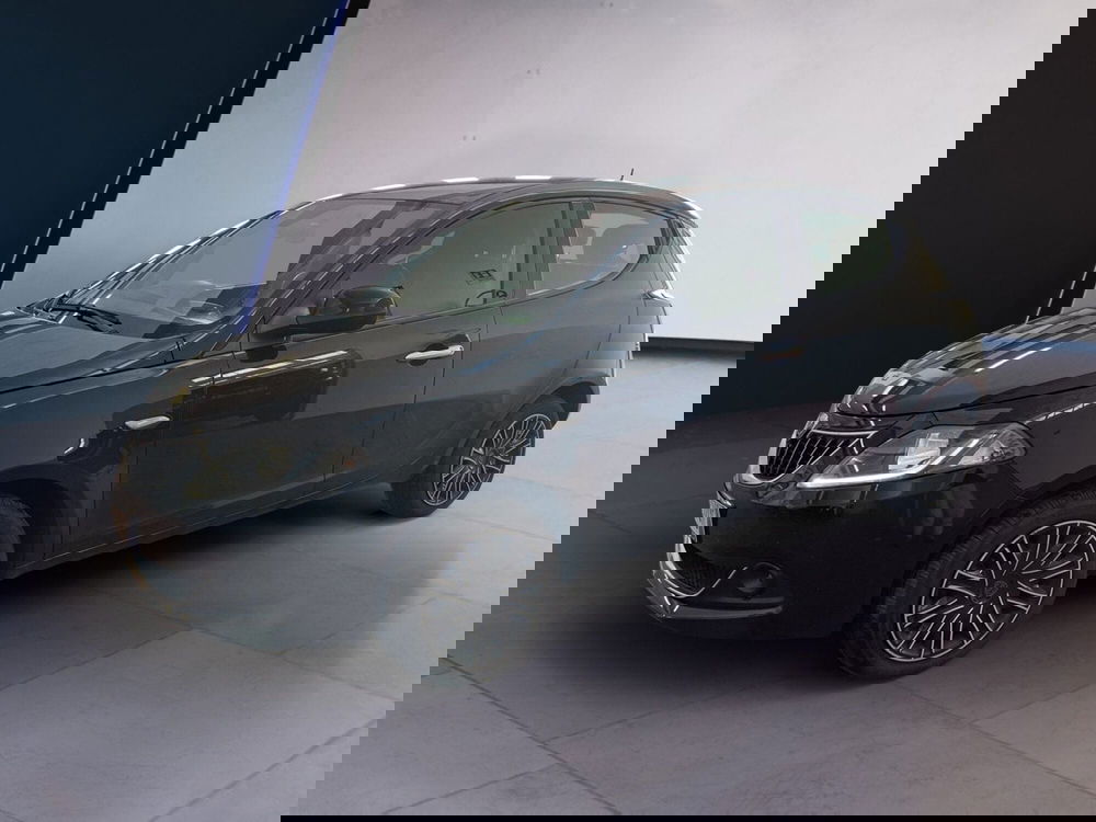 Lancia Ypsilon usata a Torino (2)