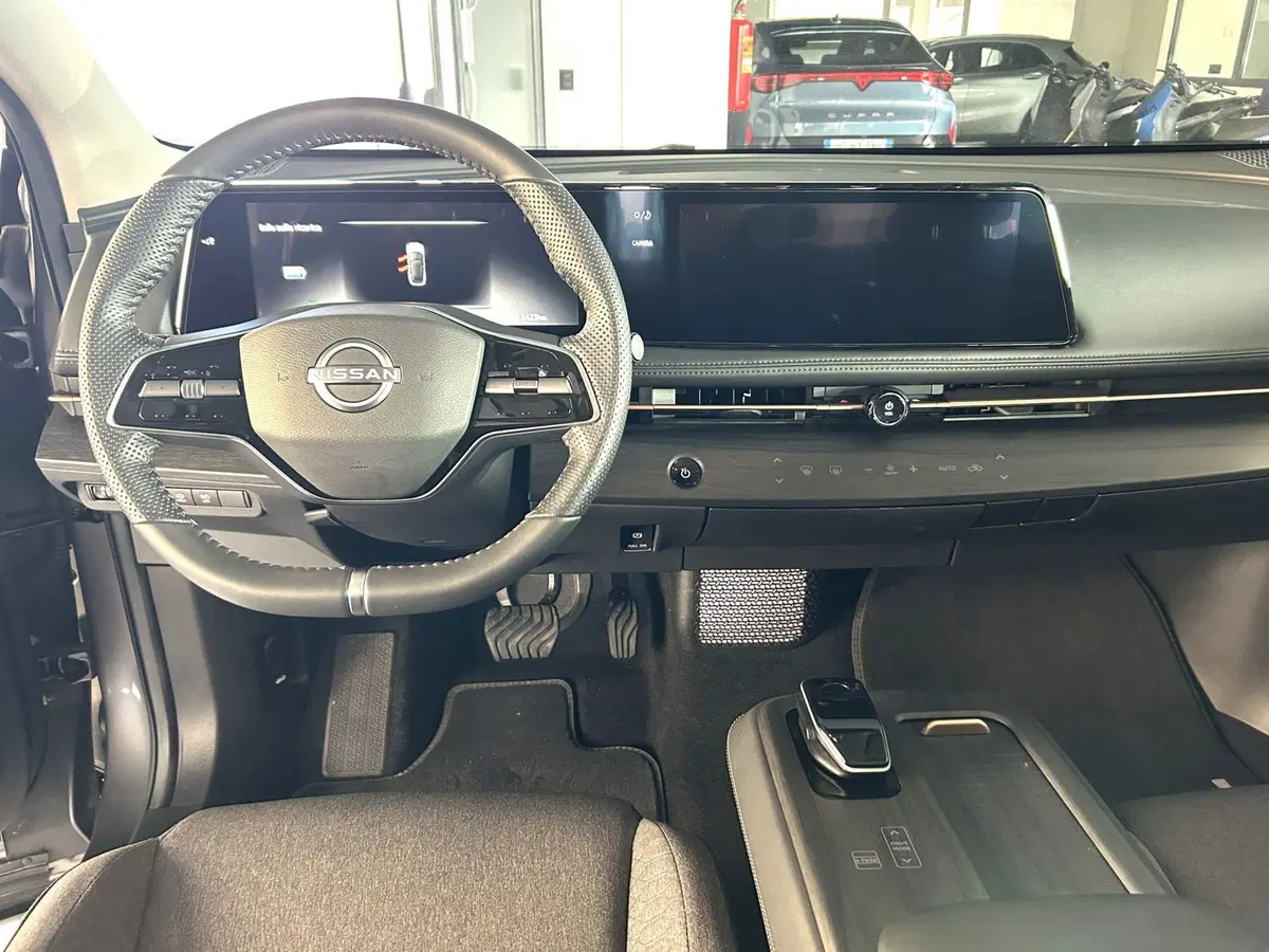 Nissan Ariya usata a Ferrara (11)
