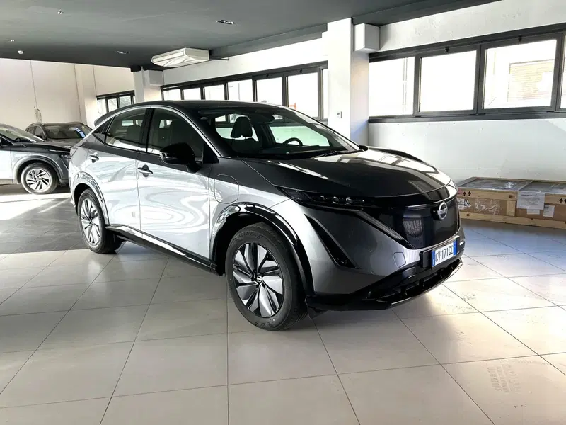 Nissan Ariya usata a Ferrara (3)