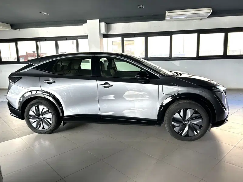 Nissan Ariya usata a Ferrara (4)