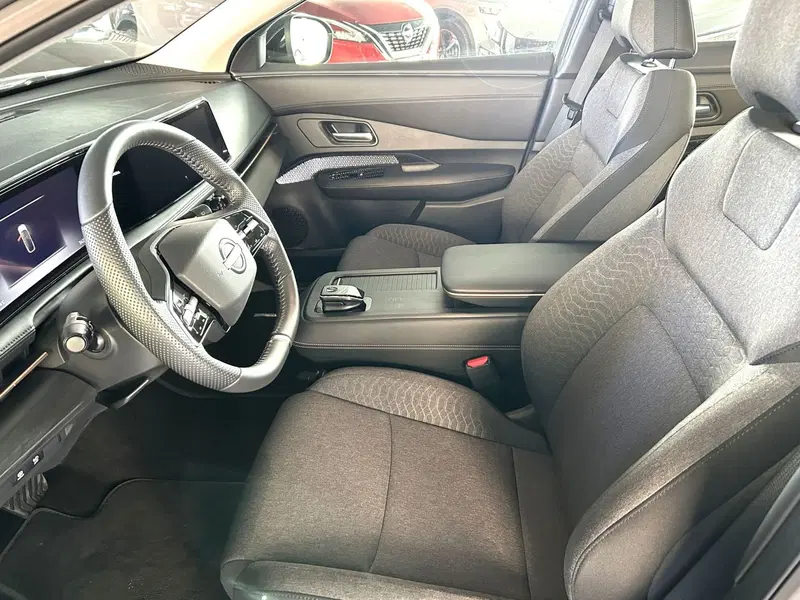 Nissan Ariya usata a Ferrara (8)