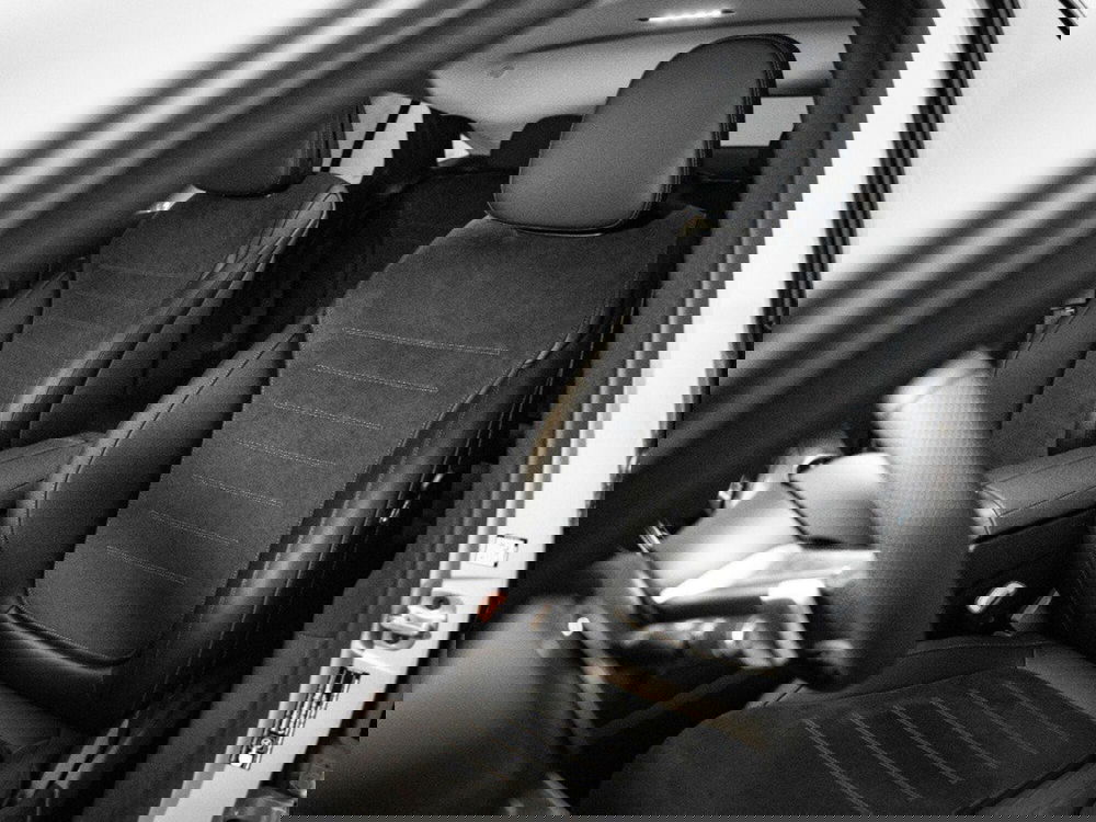 Mercedes-Benz GLC SUV nuova a Macerata (11)