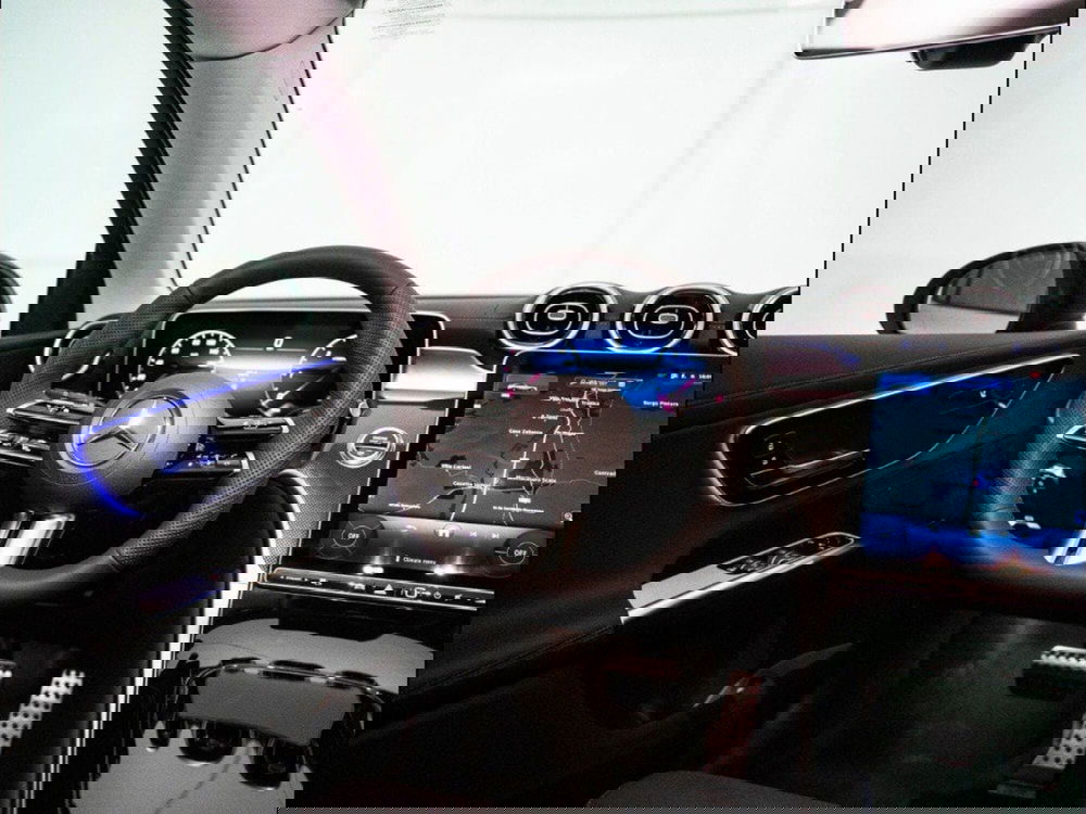 Mercedes-Benz GLC SUV nuova a Macerata (15)