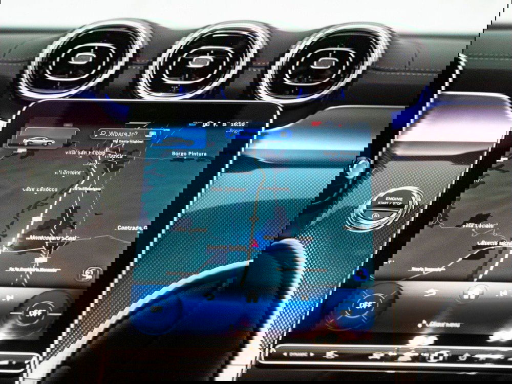 Mercedes-Benz GLC SUV nuova a Macerata (18)