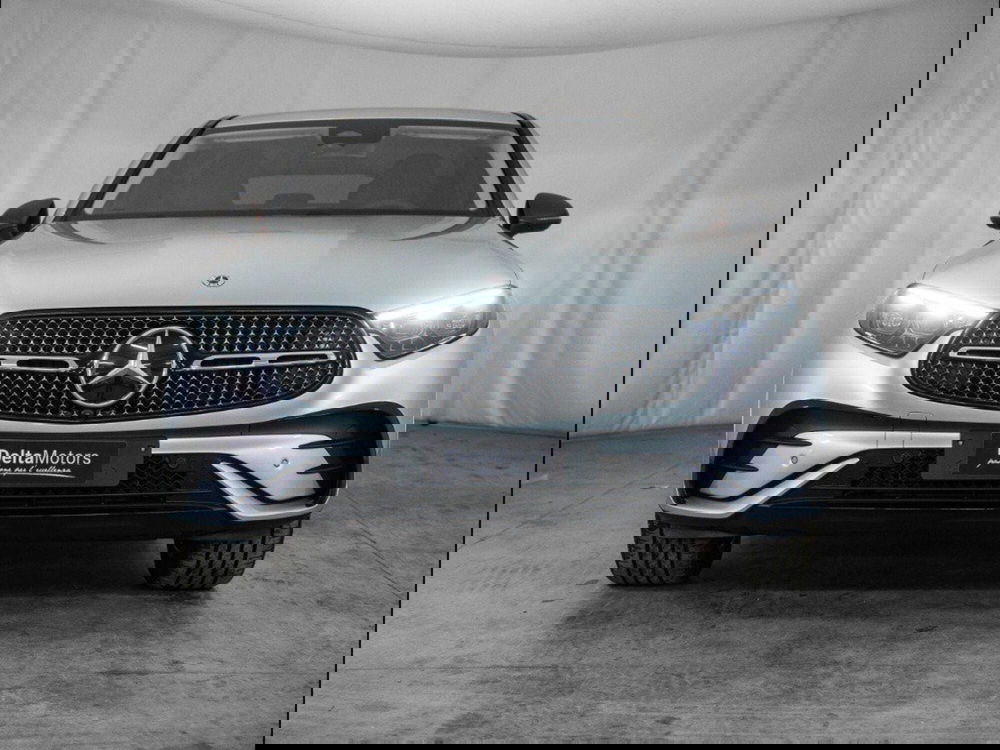 Mercedes-Benz GLC SUV nuova a Macerata (5)