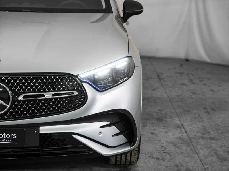 Mercedes-Benz GLC SUV nuova a Macerata (6)