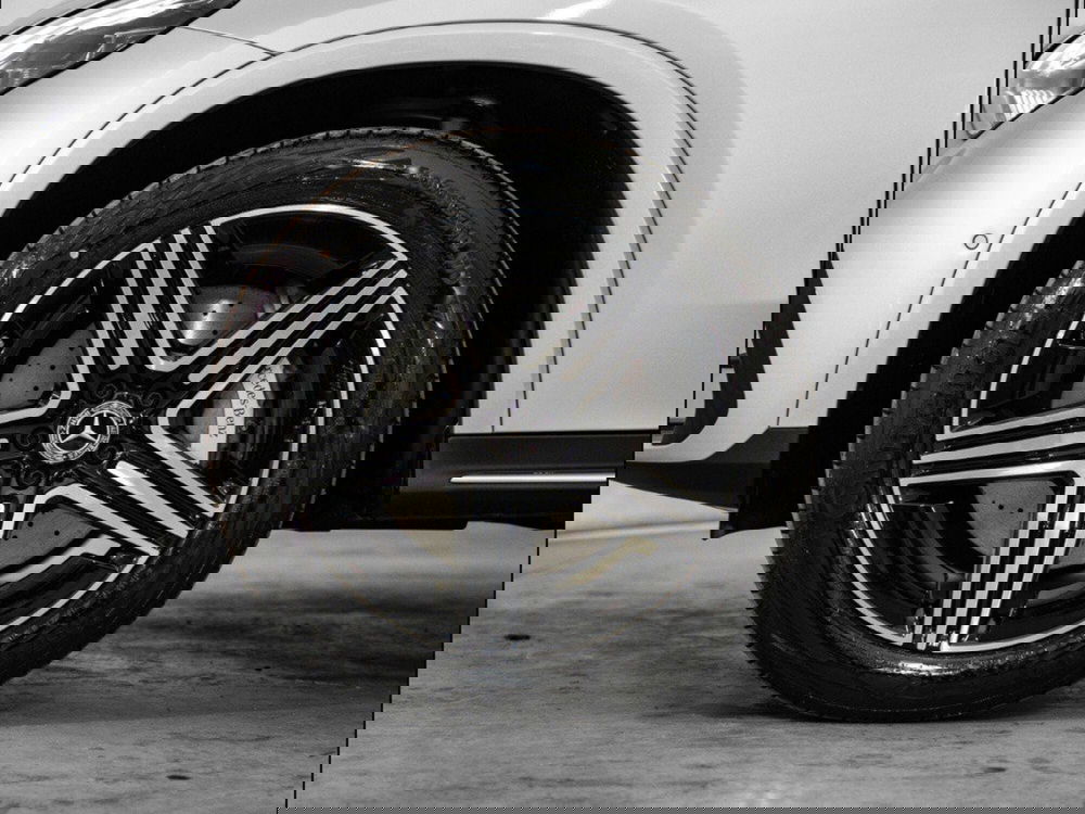 Mercedes-Benz GLC SUV nuova a Macerata (7)