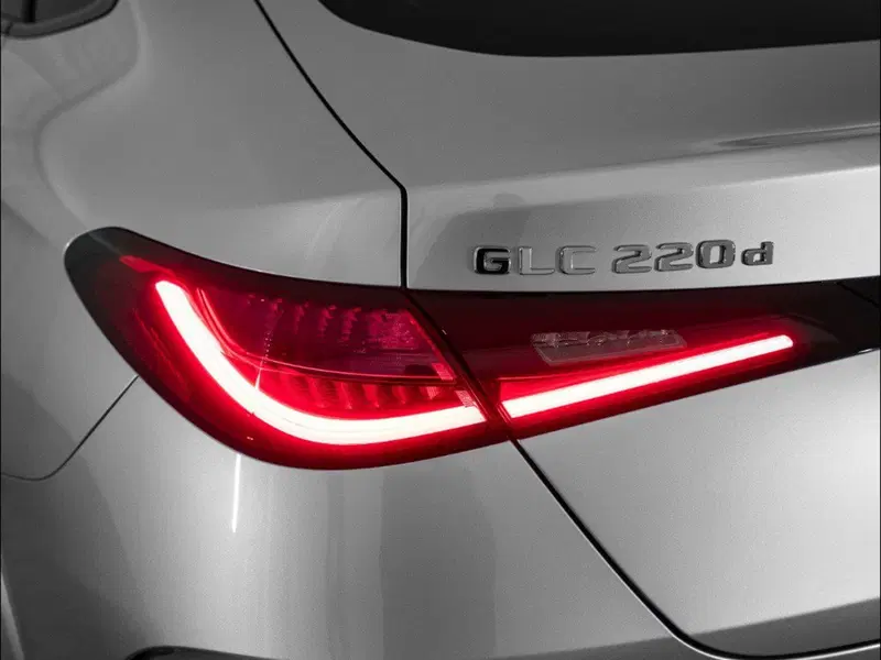 Mercedes-Benz GLC SUV nuova a Macerata (8)