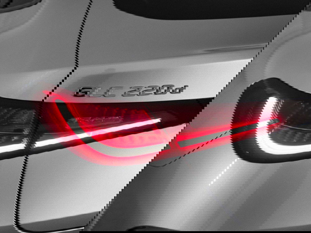 Mercedes-Benz GLC SUV nuova a Macerata (8)