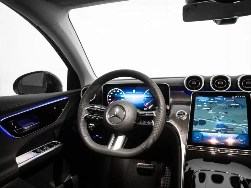 Mercedes-Benz GLC Coupé nuova a Macerata (14)