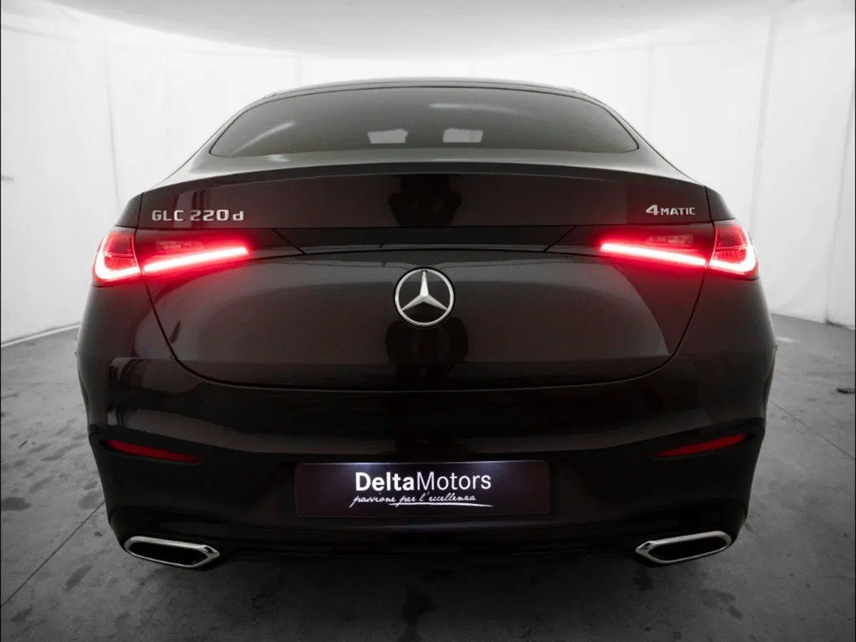 Mercedes-Benz GLC Coupé nuova a Macerata (3)