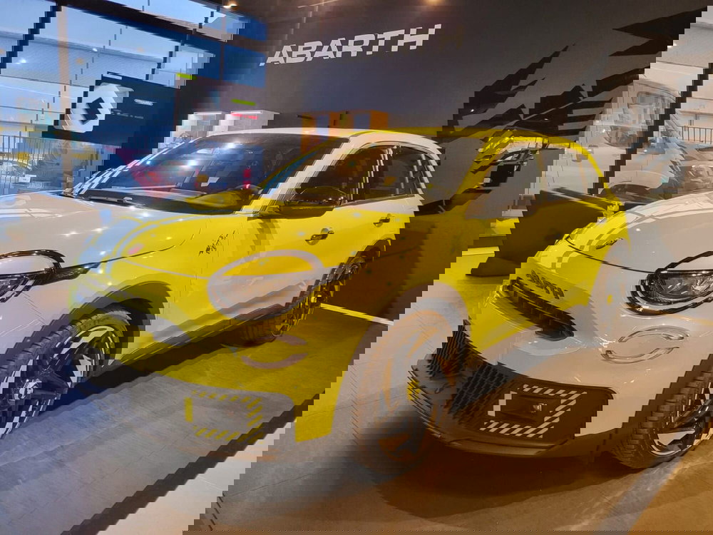 Abarth 600e nuova a Arezzo