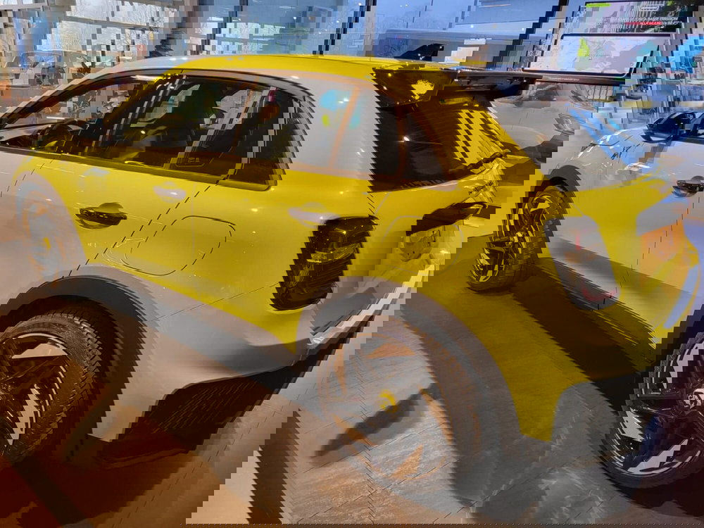 Abarth 600e nuova a Arezzo (4)