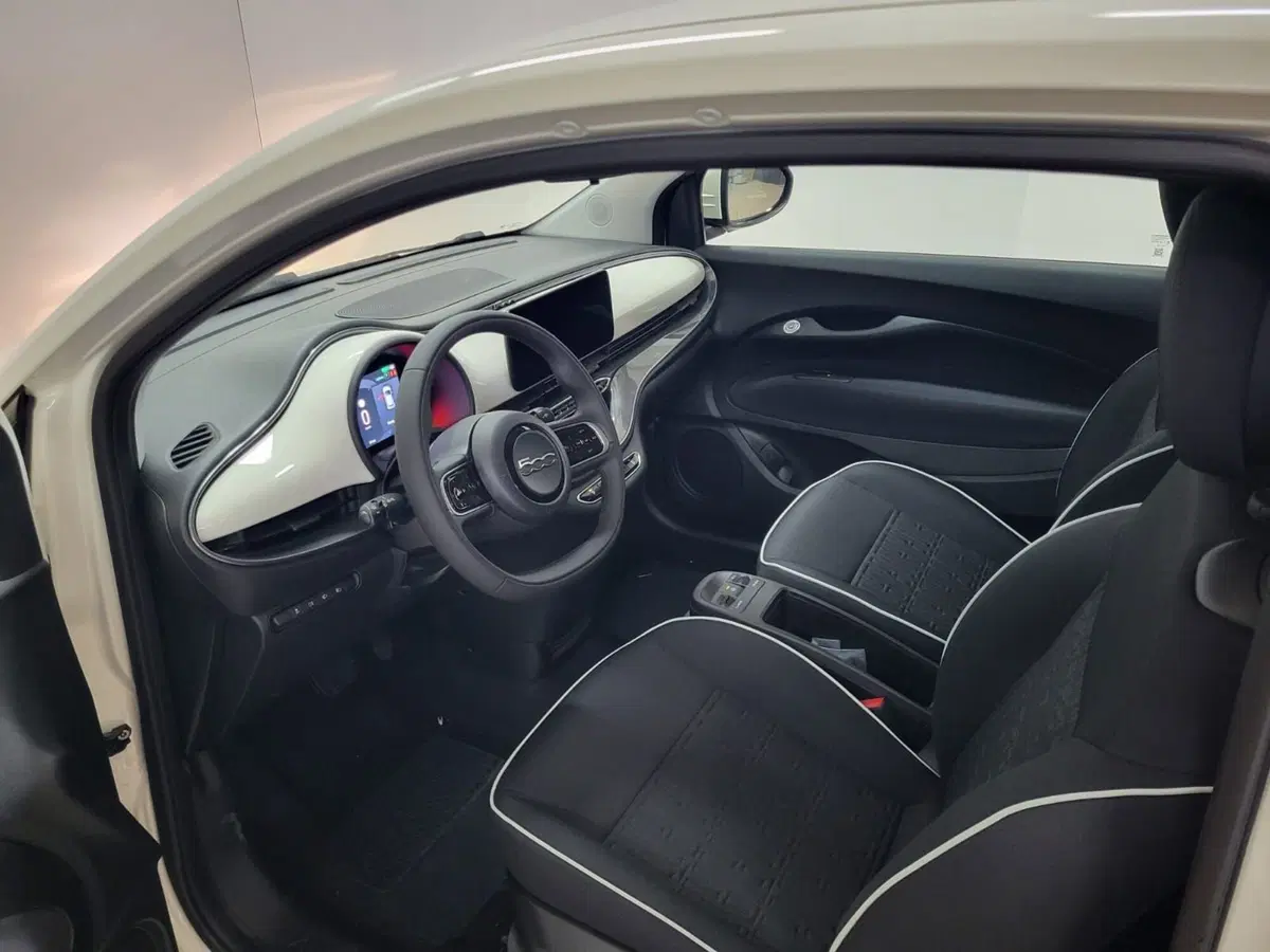 Fiat 500 nuova a Arezzo (12)