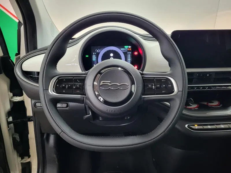 Fiat 500 nuova a Arezzo (7)