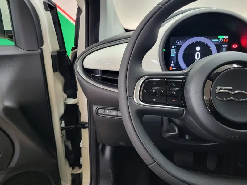 Fiat 500 nuova a Arezzo (8)