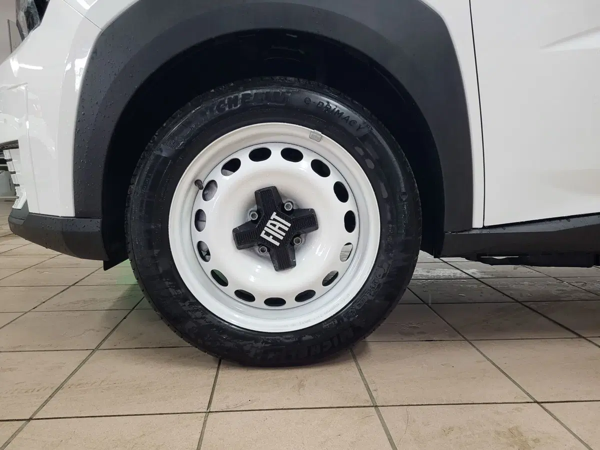 Fiat Grande Panda nuova a Arezzo (6)