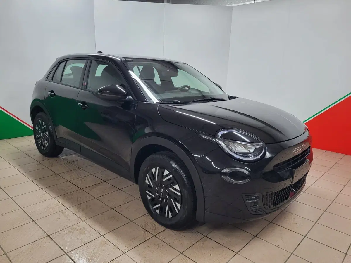 Fiat 600e nuova a Arezzo (2)