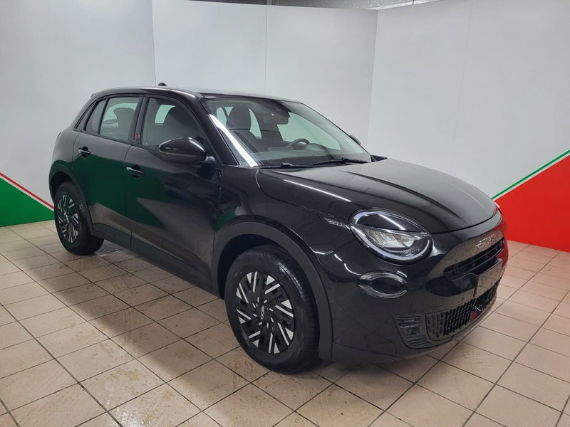 Fiat 600e nuova a Arezzo (2)