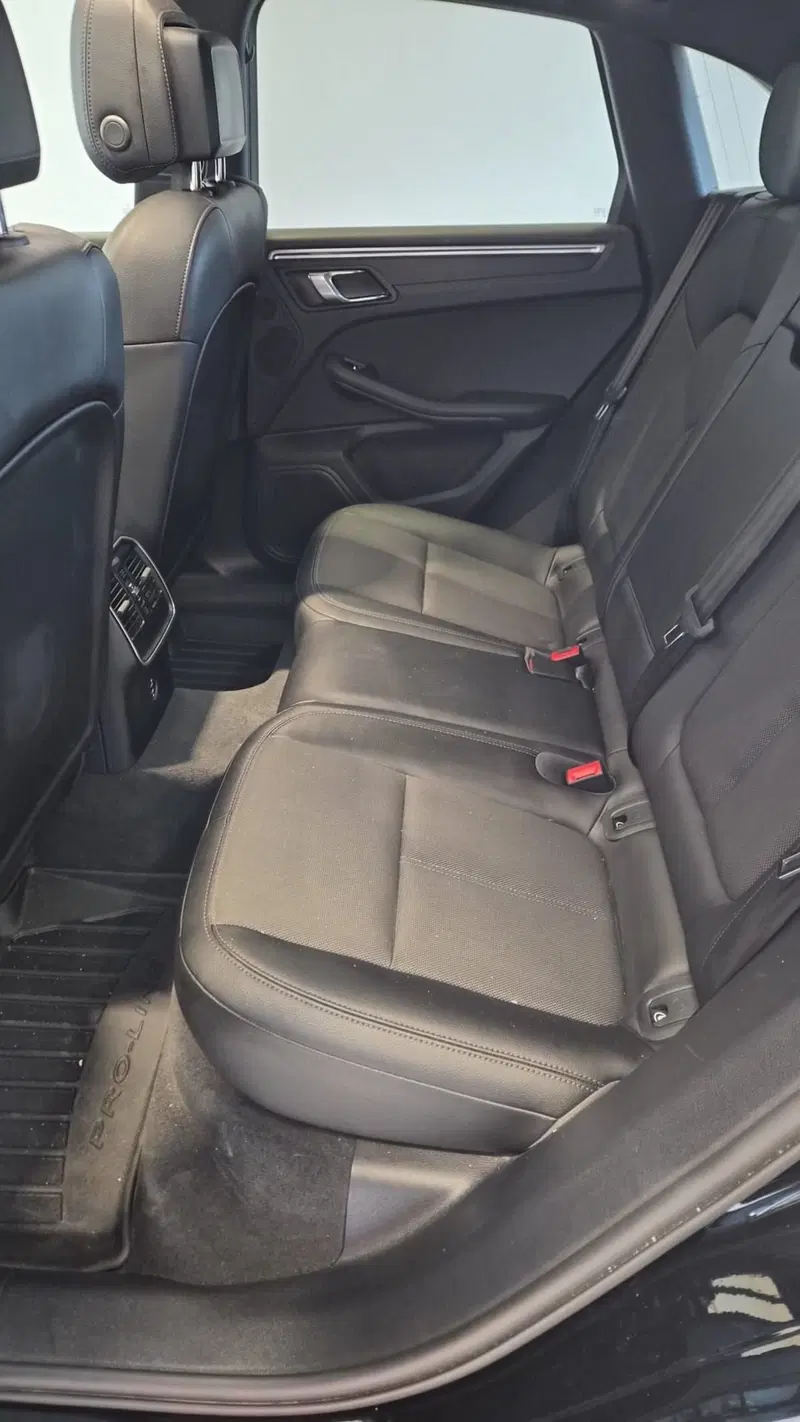 Porsche Macan usata a Frosinone (11)