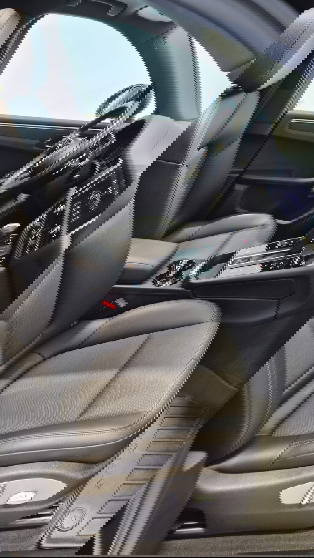 Porsche Macan usata a Frosinone (14)