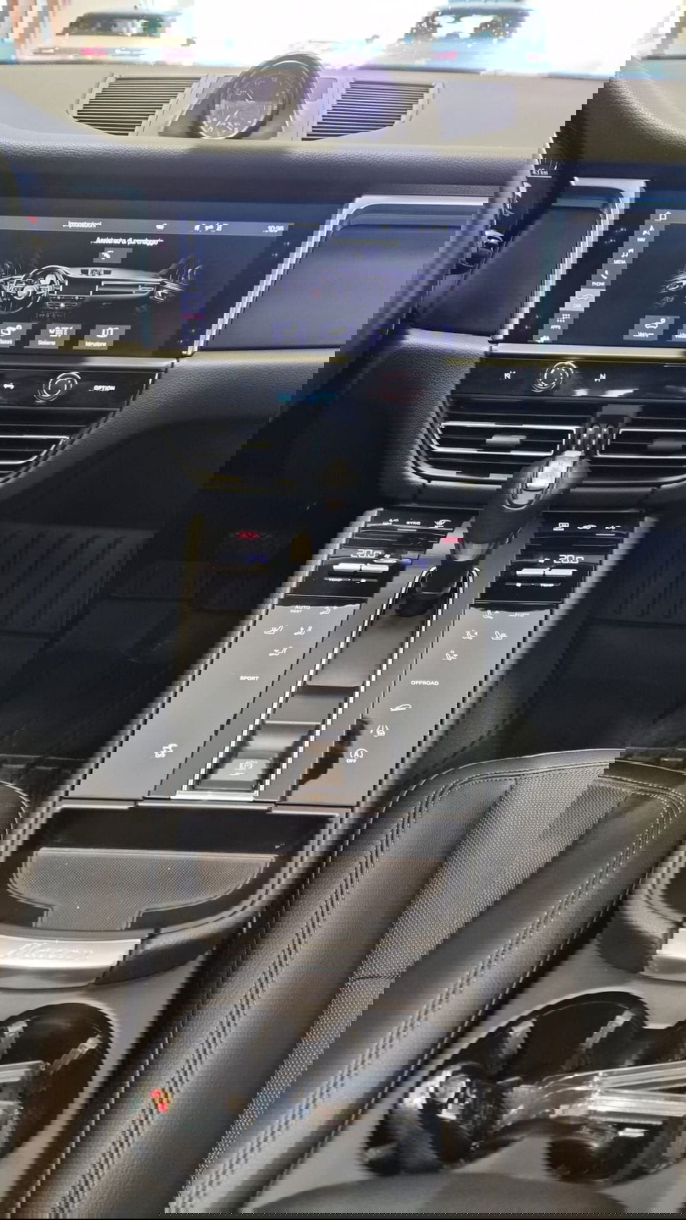 Porsche Macan usata a Frosinone (17)