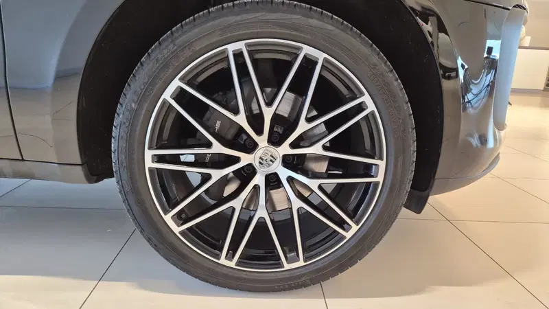 Porsche Macan usata a Frosinone (19)