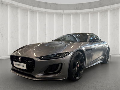 Jaguar F-Type Coup&eacute; 2.0 aut. Coup&eacute; R-Dynamic Black del 2022 usata a Milano