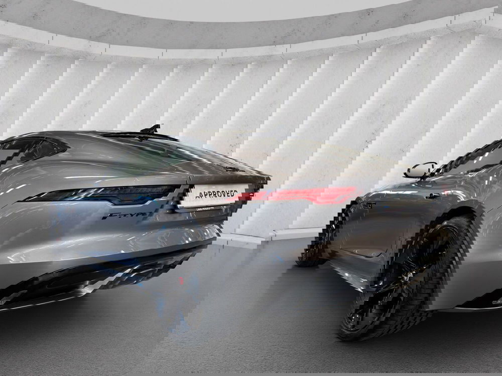 Jaguar F-Type Coupé usata a Milano (16)