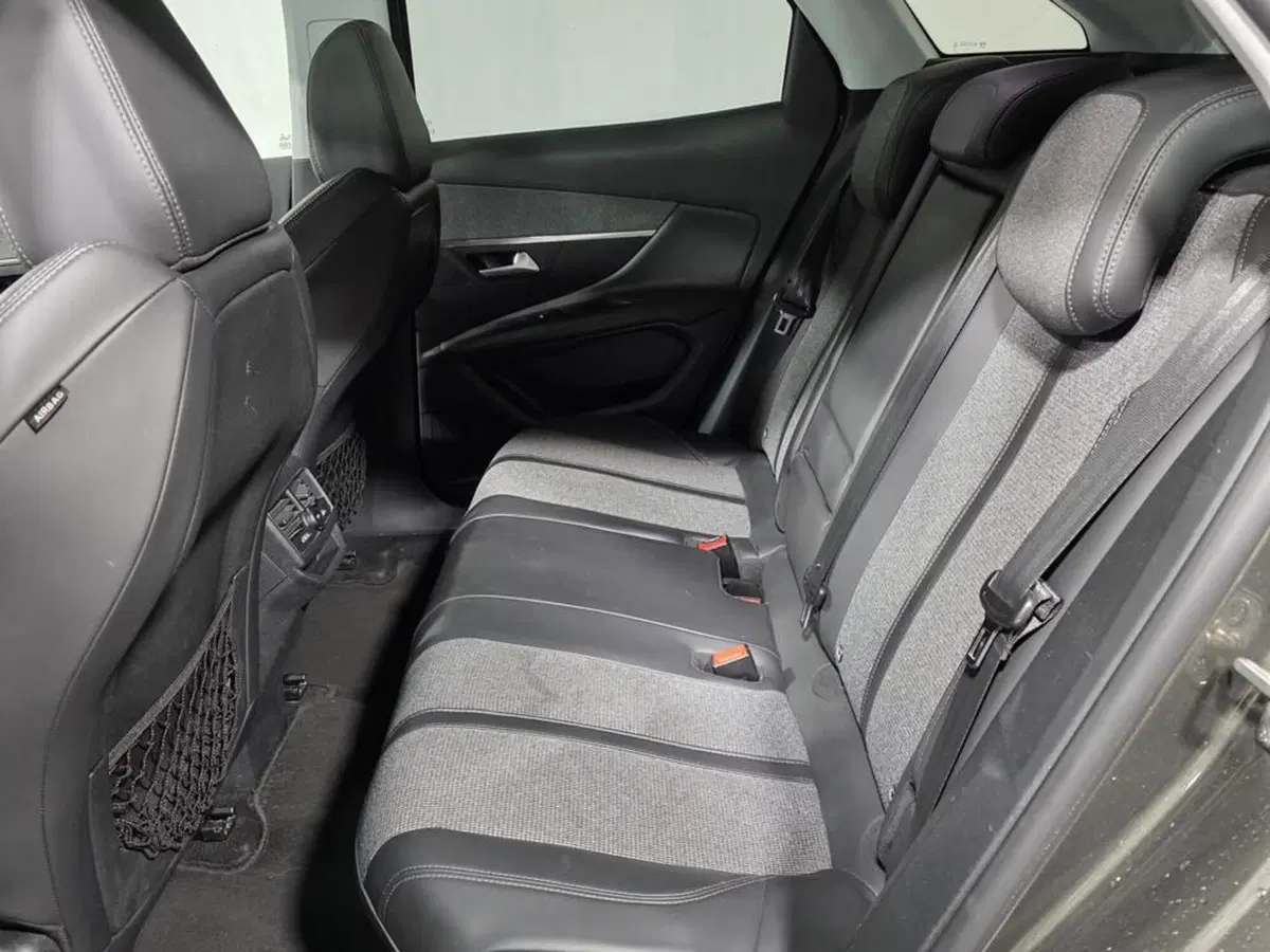 Peugeot 3008 usata a Sondrio (11)