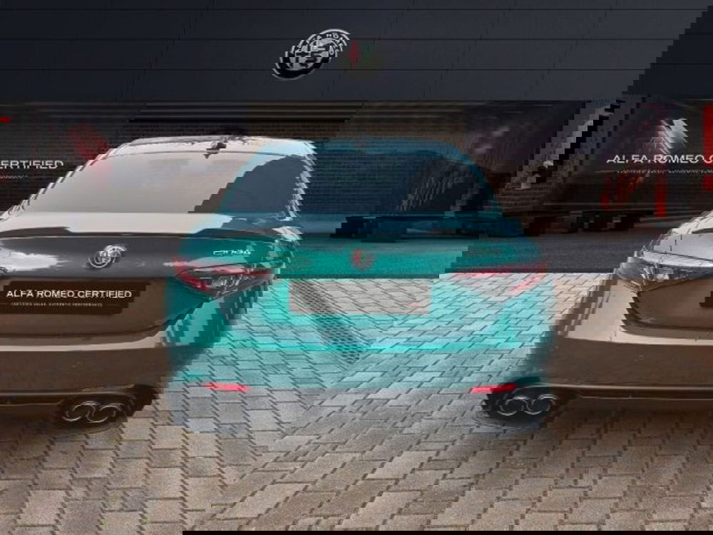 Alfa Romeo Giulia nuova a Monza e Brianza (5)