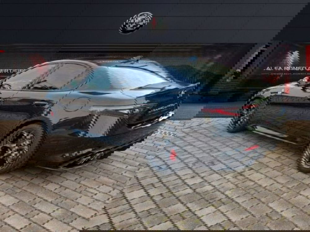 Alfa Romeo Giulia nuova a Monza e Brianza (7)