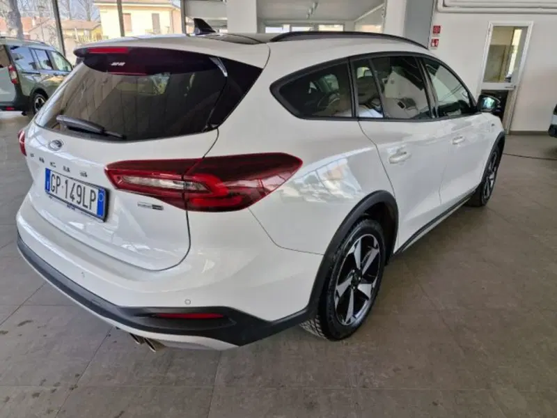 Ford Focus Station Wagon usata a Bologna (5)