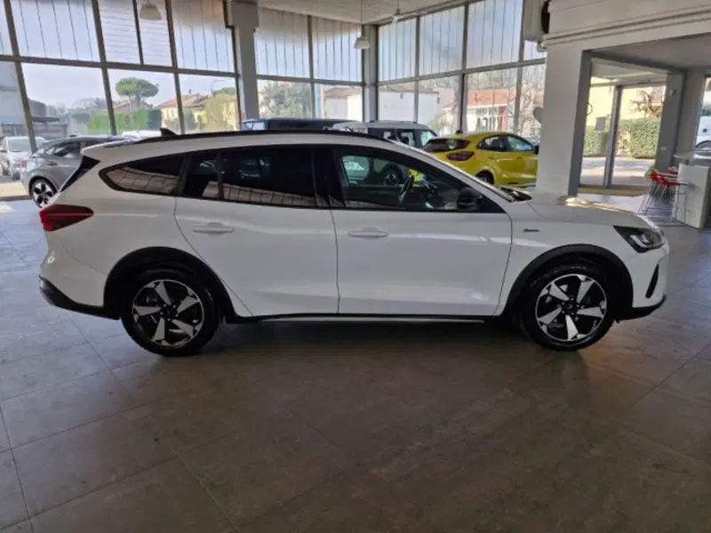 Ford Focus Station Wagon usata a Bologna (6)