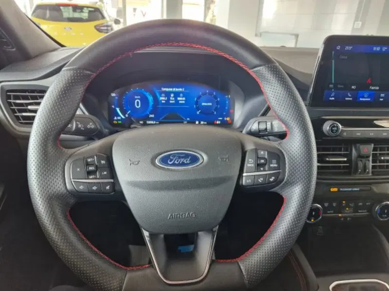 Ford Kuga usata a Bologna (10)