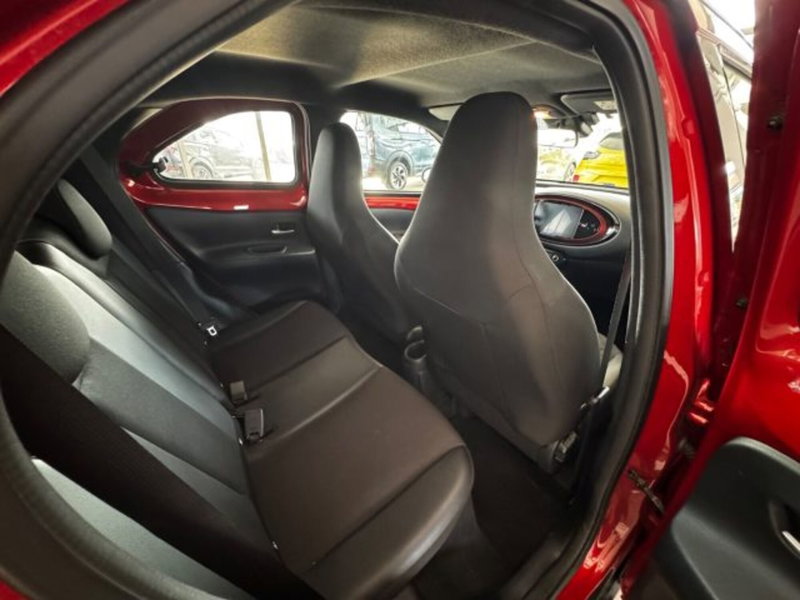 Toyota Aygo X usata a Bologna (13)