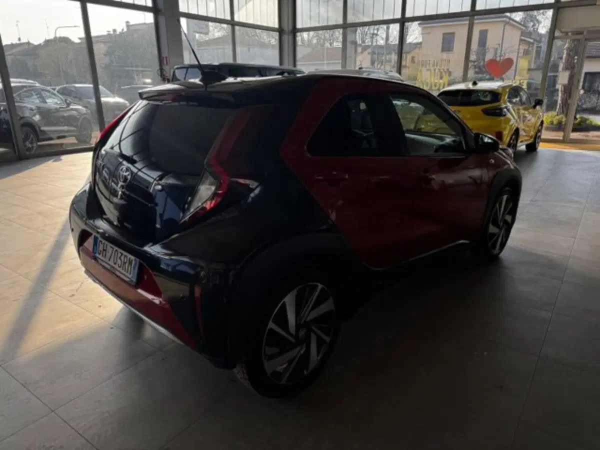 Toyota Aygo X usata a Bologna (5)