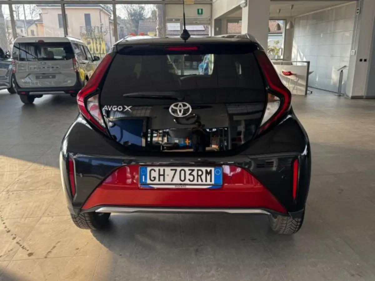 Toyota Aygo X usata a Bologna (6)