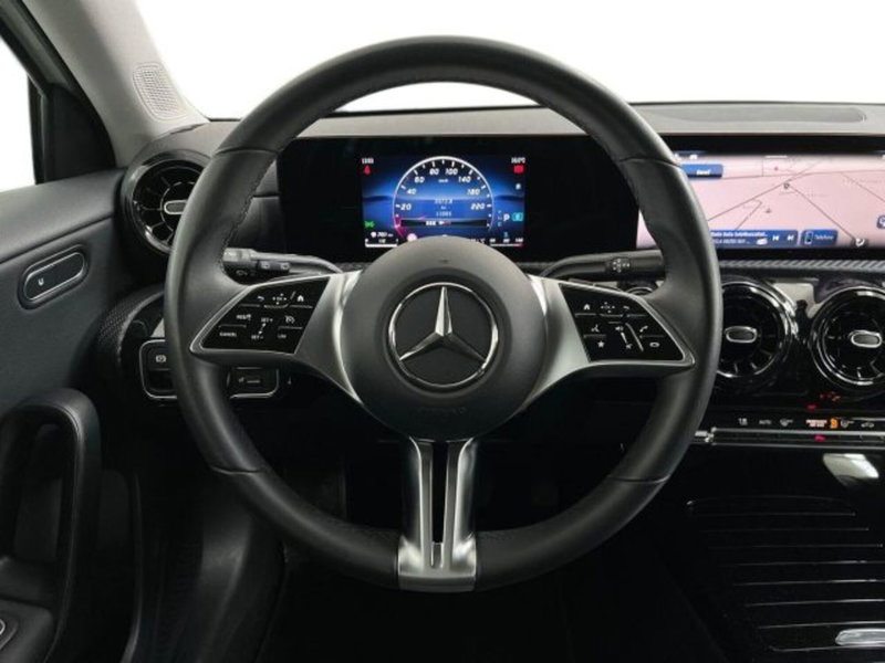 Mercedes-Benz Classe A Sedan usata a Verona (11)