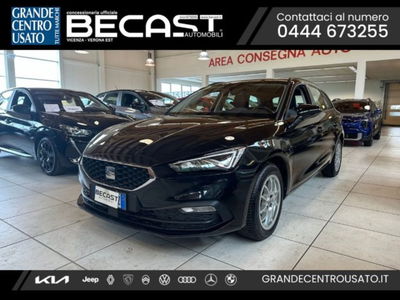 SEAT Leon ST Sportstourer 2.0 tdi Style 150cv dsg del 2021 usata a Brendola