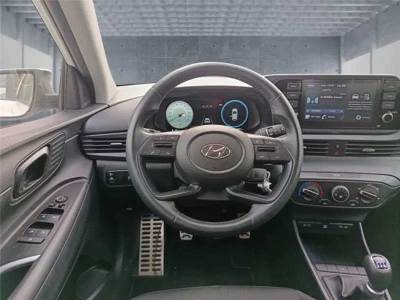 Hyundai Bayon usata a Bari (14)
